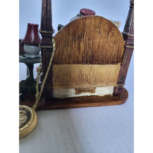 1996 Barkley Crossing My Achy Breaky Barkley Figurine Character Sick Dog In Bed - Picture 5 of 9